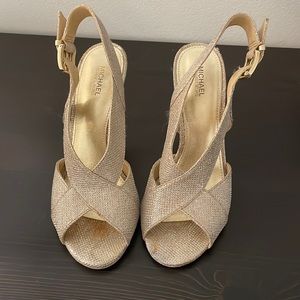 Gold Michael Kors High Heels #wedding #sparkle